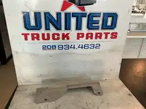 Used Kenworth Bracket (Stock #P-7603)) Part Image