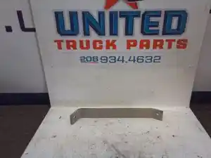 Used Kenworth Bracket (Stock #P-6521)) Part Image