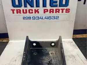 Used Peterbilt Bracket (Stock #P-6434)) Part Image