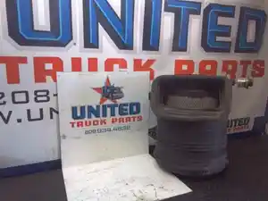 Used Universal Air Cleaner (Stock #P-6689)) Part Image