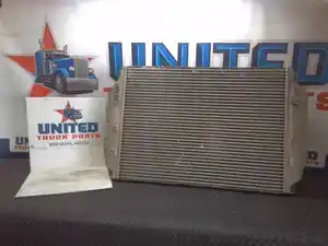 Used Universal Intercooler (Stock #P-6752)) Part Image