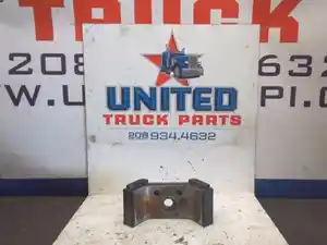Used Universal Kenworth Engine Mount (Stock #P-6719)) Part Image