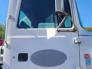 Used 1991 Ford LT8000 Door (Stock #P-46110)) Part Image