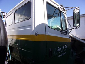 Used 1995 FREIGHTLINER FL70 Cab (Stock #9038)) Part Image