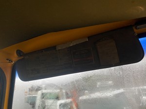 Used 1995 Ford LNT8000 Sun Visor (Stock #P-22563)) Part Image