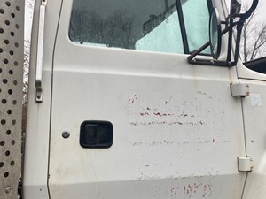 Used 1995 Ford LNT9000 Door (Stock #P-11694)) Part Image