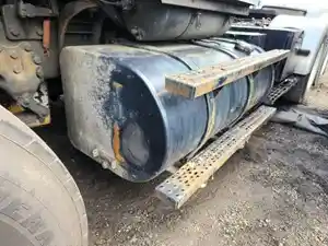 Used 1997 Ford LT9000 Fuel Tank (Stock #P-53084)) Part Image