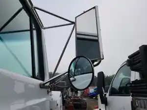 Used 1997 Ford LT9000 Side View Mirror (Stock #P-53120)) Part Image