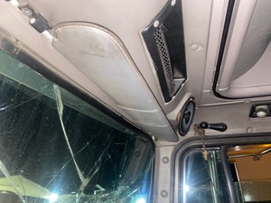Used 1997 International 9400 Sun Visor (Stock #P-22611)) Part Image