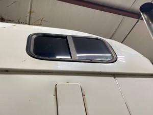 Used 1997 Western Star 4900E Sleeper Part (Stock #P-12474)) Part Image