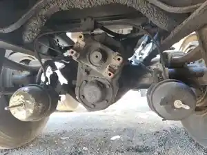 Used 1998 Meritor/Rockwell RT40-145 Complete Axle-Front Rear (Stock #P-44305)) Part Image