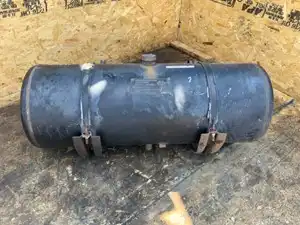 Used 1999 Chevrolet W4500 Fuel Tank (Stock #P-26591)) Part Image
