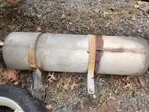 Used 1999 Freightliner FL60 Diesel Particulate Filter (DPF) (Stock #P-38810)) Part Image