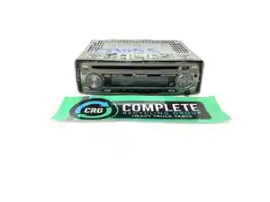 Used 1999 Freightliner FLD112SD Radio (Stock #P-48915)) Part Image