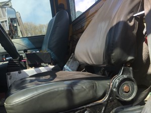 Used 2000 Chevrolet C7500 Seat (Stock #P-14839)) Part Image