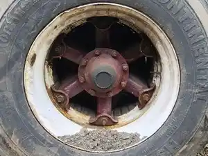 Used 2000 HUB PILOT NA Hub (Stock #P-46387)) Part Image