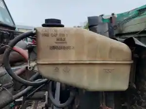 Used 2001 International 4900 Radiator Overflow Bottle (Stock #P-46990)) Part Image