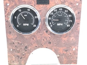 Used 2001 International 9900I Instrument Cluster (Stock #P-1485)) Part Image
