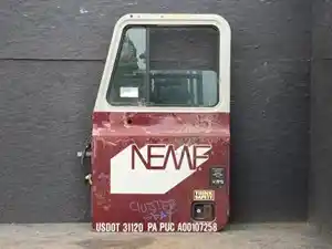 Used 2001 Mack CH612 Door (Stock #P-47623)) Part Image