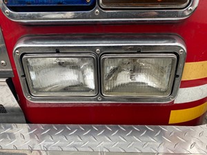 Used 2001 Headlamp Assy (Stock #P-22147)) Part Image