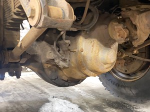 Used 2002 Eaton 30105D Rear Rear (Tandem Rear or Single) Image