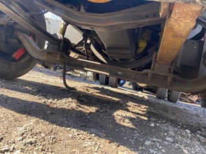 Used 2002 GMC C7500 Front Axle, Complete (Stock #P-23506)) Part Image