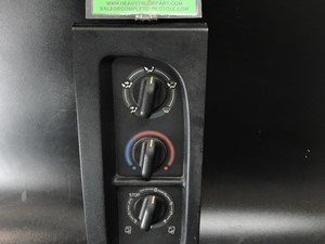 Used 2002 Mack MV222 Freedom L Interior Misc Part (Stock #P-6949)) Part Image
