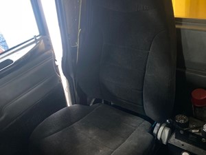 Used 2002 Peterbilt 357 Seat (Stock #P-15135)) Part Image