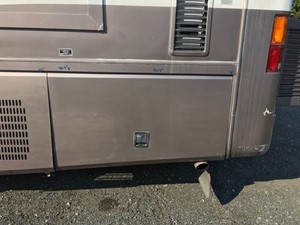 Used 2002 ROADMASTER Raised Rail Door (Stock #P-8709)) Part Image