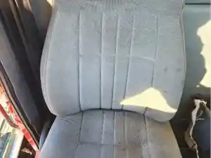 Used 2002 Western Star Seat (Stock #P-35476)) Part Image
