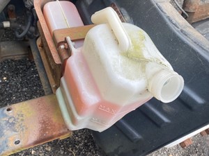Used 2003 Isuzu NPR-HD Coolant Reservoir (Stock #P-12212)) Part Image