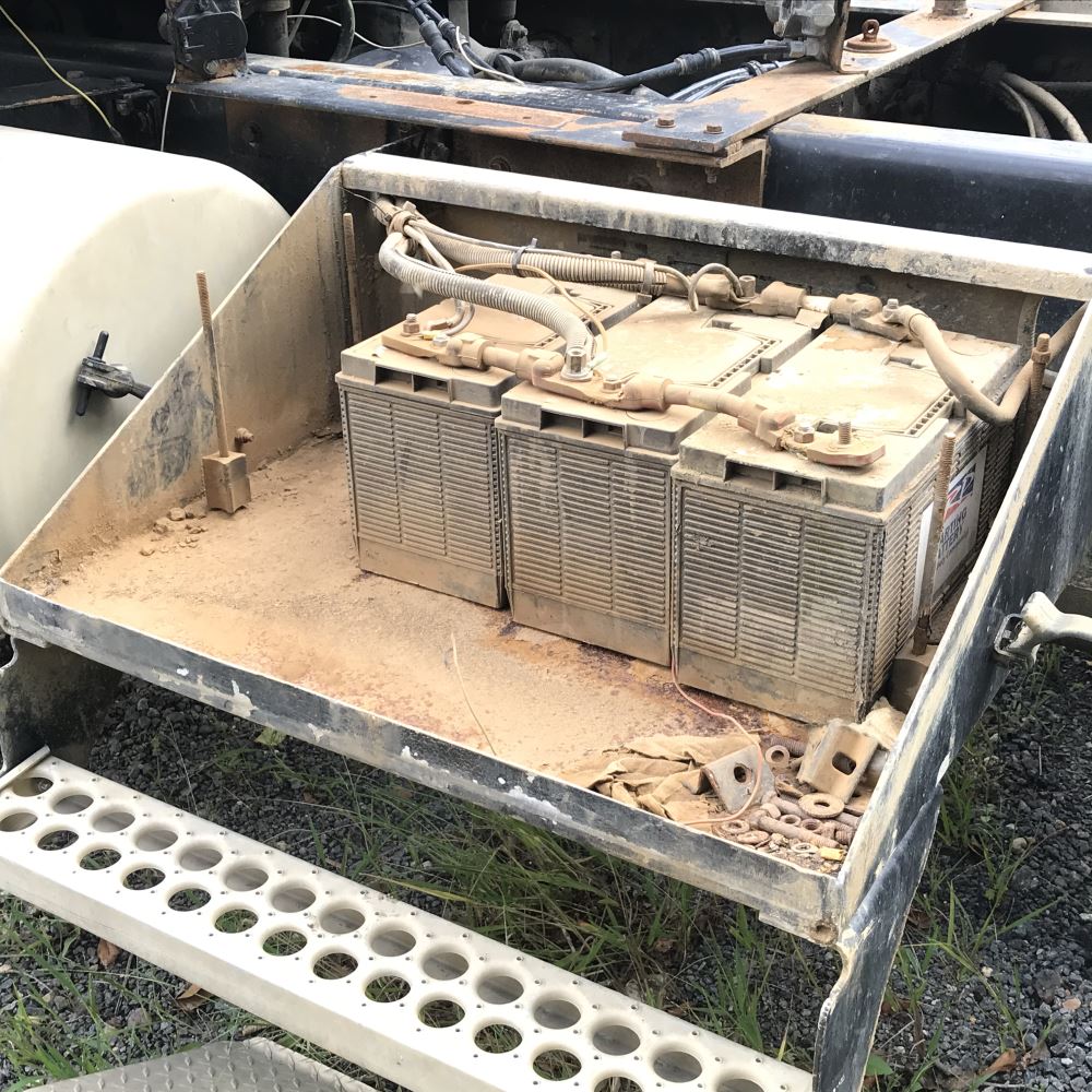 2003 Western Star 4900EX (Stock P19440) Battery Boxes TPI