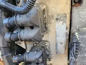 Used 2004 Cummins ECM (Stock #P-41220)) Part Image