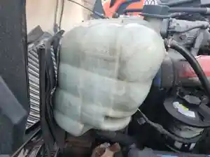 Used 2004 International 4300 Radiator Overflow Bottle (Stock #P-34517)) Part Image