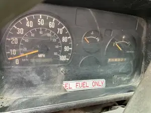 Used 2004 Isuzu NPR-HD Instrument Cluster (Stock #P-33021)) Part Image