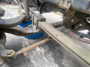 Used 2004 Sterling SC8000 Cargo Front Axle, Complete (Stock #P-17137)) Part Image