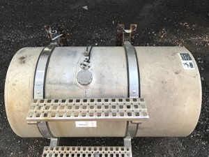 Used 2005 And Up Volvo Fuel Tank (Stock #P-5860)) Part Image