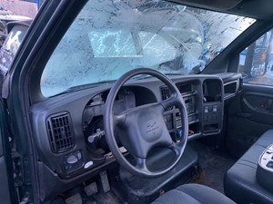 Used 2005 Chevrolet C7500 Dash Ass'y (Stock #P-23469)) Part Image