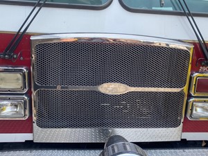 Used 2005 Grille (Stock #P-25486)) Part Image