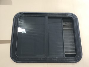 Used 2005 ROADMASTER Back Window (Stock #P-4675)) Part Image