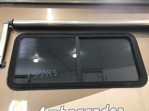 Used 2005 ROADMASTER Back Window (Stock #P-4674)) Part Image