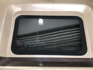 Used 2005 ROADMASTER Back Window (Stock #P-4676)) Part Image