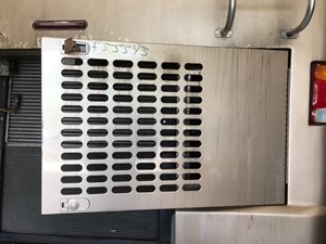 Used 2005 ROADMASTER Door (Stock #P-4681)) Part Image