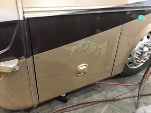 Used 2005 ROADMASTER Door (Stock #P-4678)) Part Image