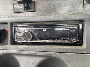Used 2006 Freightliner COLUMBIA 120 Radio (Stock #P-13189)) Part Image