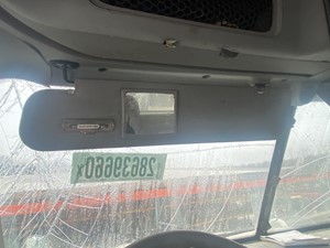 Used 2006 Freightliner COLUMBIA 120 Sun Visor (Stock #P-13190)) Part Image