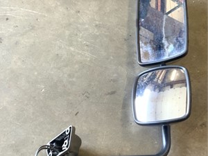 Used 2006 Freightliner M2 106 Side View Mirror (Stock #P-26204)) Part Image