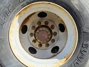Used 2006 HUB PILOT NA Hub (Stock #P-45711)) Part Image