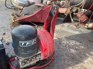 Used 2006 Peterbilt 379 Air Dryer (Stock #P-14487)) Part Image