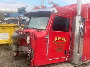 Used 2006 Peterbilt 379 Cab (Stock #P-14482)) Part Image